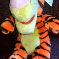 Тигърчето от "мечо Пух и приятели",около 30см, снимка 1 - Плюшени играчки - 33602064
