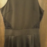 Къс панталон с горна част с гол гръб- официално елегантен сексапилен черно трико с дантелен елемент, снимка 4 - Къси панталони и бермуди - 37247152