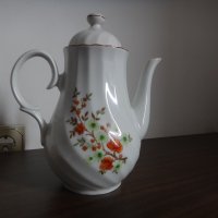 Български порцеланов чайник и латиера, снимка 4 - Сервизи - 33299668