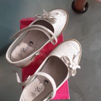 Бели официални обувки за момиченце, снимка 2 - Детски обувки - 32812335