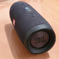 JBL Charge 3, снимка 2 - Bluetooth тонколони - 44854795