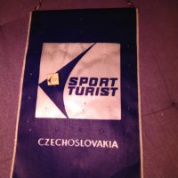 Флагче със значка Спорт турист Чехия 17х11см, снимка 2 - Други спортове - 43119801