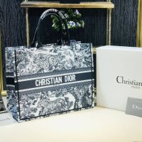 Чанта Christian Dior код 164, снимка 1 - Чанти - 33559403