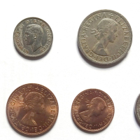 Комплект 8 английски исторически монети, снимка 4 - Нумизматика и бонистика - 44908535