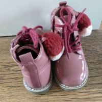 zara baby - страхотни детски боти КАТО НОВИ, снимка 4 - Детски боти и ботуши - 26942078