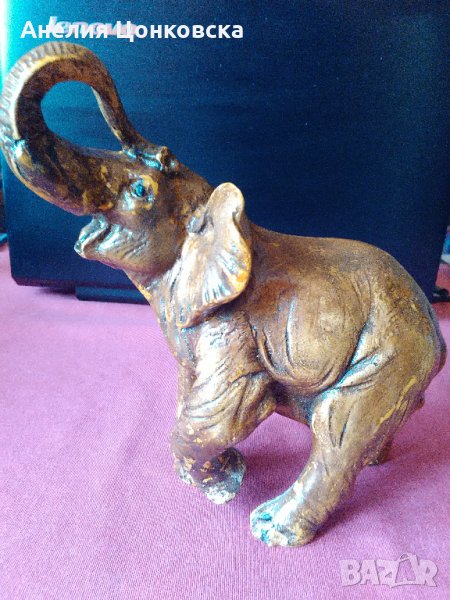 Стар голям гипсов слон, снимка 1