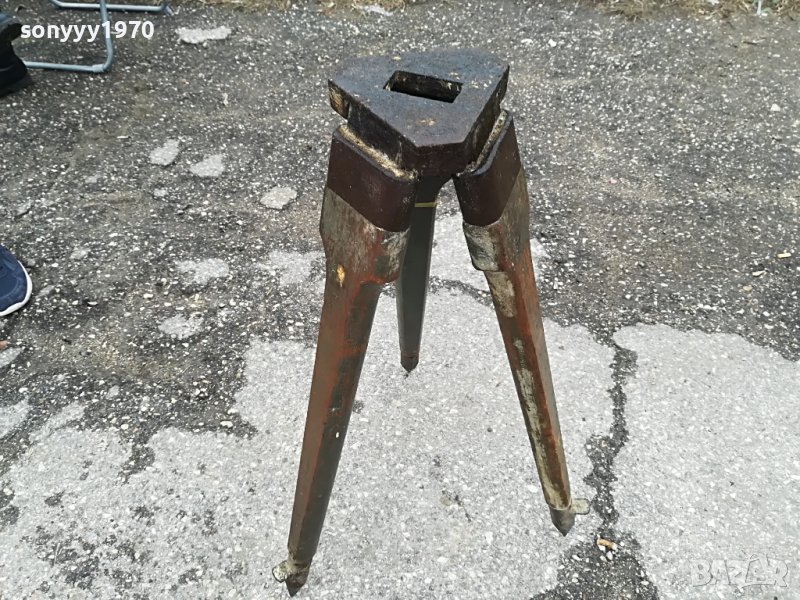ПОРЪЧАНА-стара тринога-дърво и метал 1401231736, снимка 1
