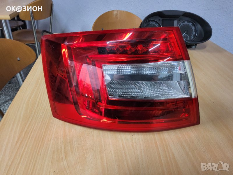Стоп шкода октавия 2012-2019 ляв оригинален hella, снимка 1