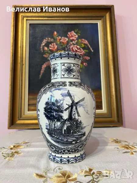 Прекрасна Delft ваза в перфектно състояние.Маркирана., снимка 1