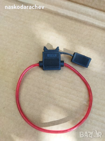 Гнездо за ПВЦ бушон за електроника в автомобил, снимка 1