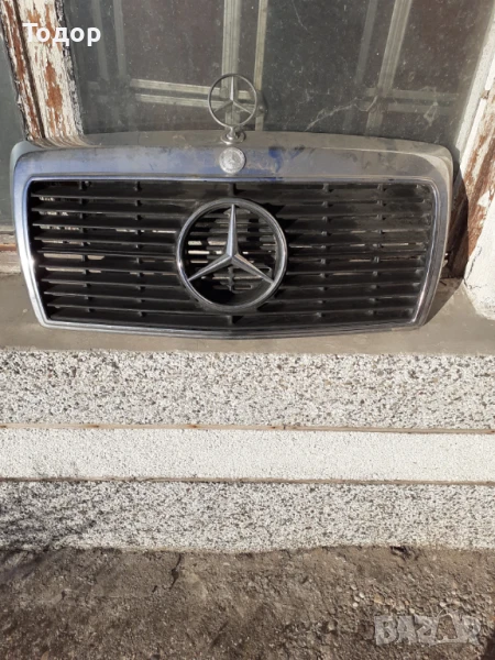 Решетка комплект с емблема за Мерседес 124,и греда с теглич , снимка 1
