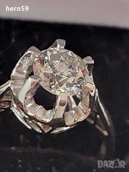 Златен 750 проба дамски пръстен с брилянт 0.9 карата диамант, снимка 1