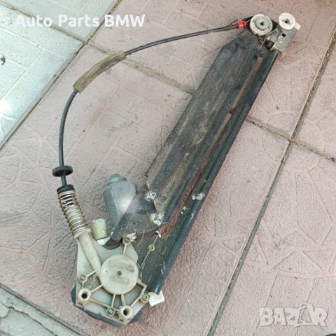 Заден десен стъклоповдигач BMW E39 механизъм стъкло БМВ Е39 заден десен, снимка 2 - Части - 51001639