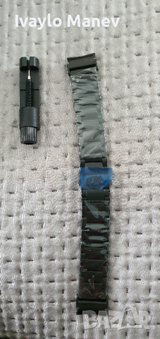Титаниева каишка за часовник Samsung galaxy watch 4, снимка 3 - Смарт часовници - 37606878