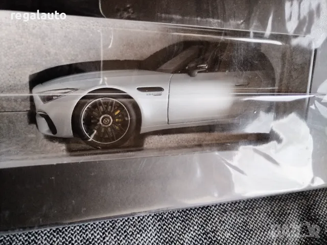 B66960667,умален модел die-cast Mercedes-Benz AMG SL 63,Roadster R232,1:18, снимка 9 - Колекции - 48051919