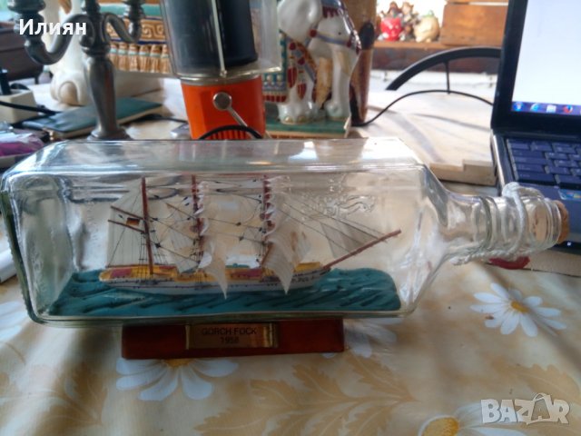 Шише с кораб макет Gorh fock 1958, снимка 4 - Декорация за дома - 32975322