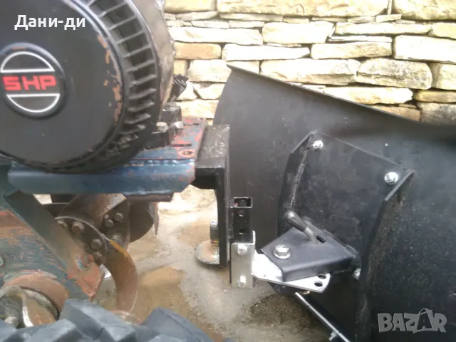 Видимо запазена мотофреза Болгар МБ5- с гребло, дъска , снимка 2 - Градинска техника - 48966923