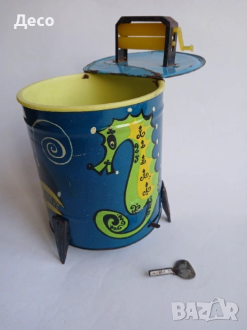 Стара руска ламаринена играчка перална машина със ключ., снимка 7 - Колекции - 53340763