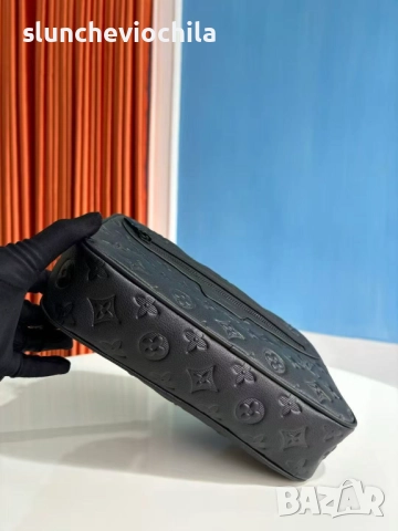 Чанта Luis Vuitton Pochette Kasai, снимка 13 - Чанти - 46907352