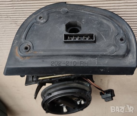 дясно огледало Mercedes C W202, E W210 - зелено, снимка 8 - Аксесоари и консумативи - 37336778