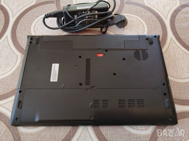 Лаптоп Acer Aspire V3-571G, снимка 3 - Лаптопи за дома - 53107782