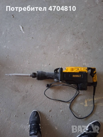 Къртач Dewalt 1800W, снимка 2 - Други инструменти - 53052937