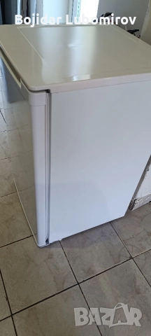 малък хладилник с камера , снимка 3 - Хладилници - 52627720