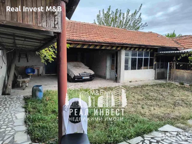 Продавам къща в с. Върбица, снимка 11 - Къщи - 47831328