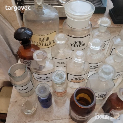 голяма колекция аптекарски шишета, снимка 2 - Антикварни и старинни предмети - 50576878