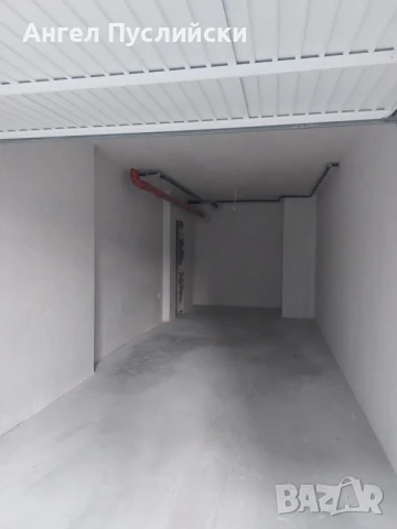 Двоен гараж под наем кв. Остромила, снимка 3 - Гаражи и паркоместа - 50541117
