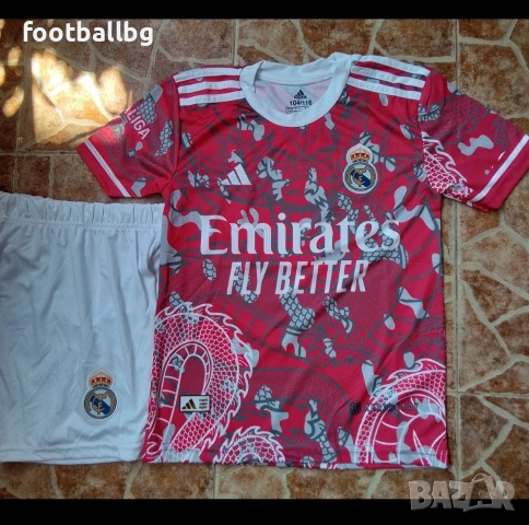 CR7 🩷⚽️ детско юношески футболни екипи РЕТРО екипи Реал Мадрид , снимка 2 - Футбол - 32746528