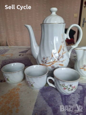 ✅БЪЛГАРСКИ ПОРЦЕЛАНОВ СЕРВИЗ ЗА КАФЕ❗, снимка 2 - Сервизи - 53042621