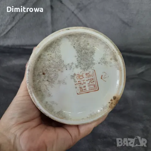 Китайска порцеланова ваза, снимка 7 - Антикварни и старинни предмети - 47565780