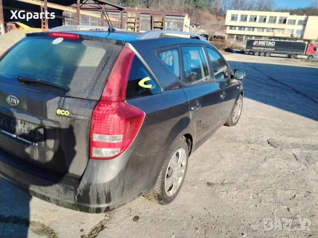 Kia Ceed 1.6crdi 90 к.с. 2010г. Facelift НА ЧАСТИ, снимка 4 - Автомобили и джипове - 52809650