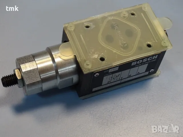 Хидравличен редуцил вентил Bosch 0811150 pressure reducing valve 70 bar, снимка 8 - Резервни части за машини - 47463932