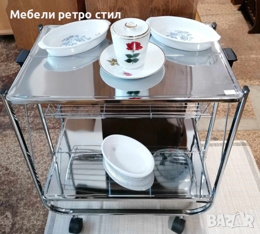 Сервизна  масичка на колелца с хромирана повърхност. Сгъваема и  лесно подвижна. , снимка 7 - Маси - 52226065