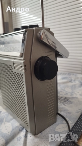 Радио касетофон AIWA , снимка 3 - Радиокасетофони, транзистори - 52875680