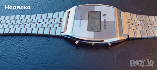 Винтидж ръчен lcd quartz Fountain,оригинал, снимка 5 - Антикварни и старинни предмети - 43490093