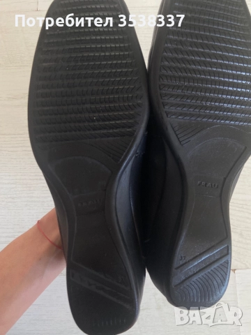 Дамски черни обувки лоуфъри Frau номер 37 от Италия, ръчна изработка естествена кожа, снимка 4 - Дамски ежедневни обувки - 52860174