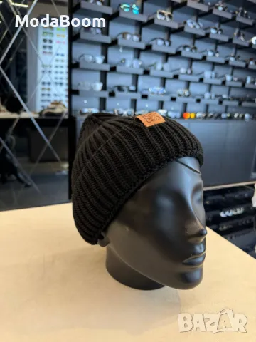 Loewe дамски зимни шапки различни цветове , снимка 9 - Шапки - 48180828