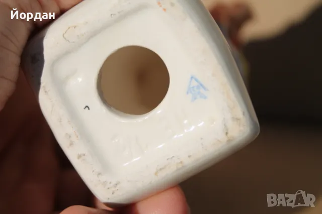 Стара порцеланова фигурка ''Goebel'' /1950-та година/, снимка 13 - Колекции - 47580975