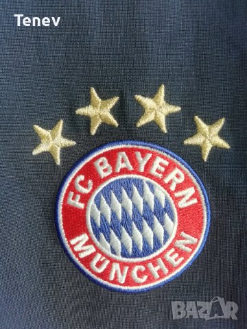 Bayern Munich Adidas оригинално горнище Байерн Мюнхен размер М , снимка 3 - Спортни дрехи, екипи - 43005045