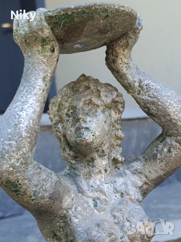 Статуетка , снимка 4 - Антикварни и старинни предмети - 51640646