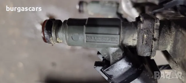 Дюзи 06A906031BC Горивен рейл - Audi TT 1.8T-180к.с. - 50лв, снимка 3 - Части - 48166934