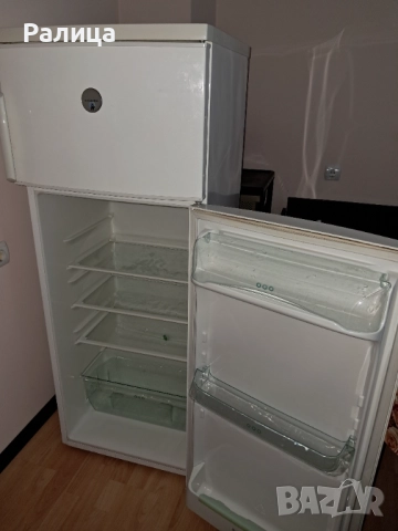 Хладилник с горна камера Electrolux, снимка 4 - Хладилници - 52180448