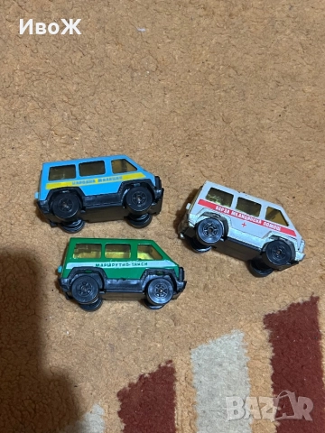 Лот стари български играчки