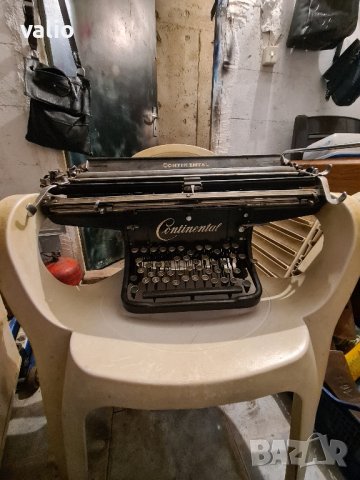 Стара Немска пишеща машина CONTINENTAL 