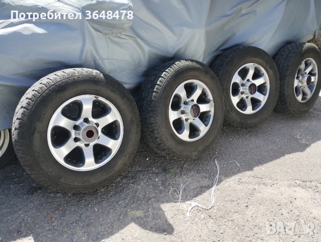 Джанти 6х139.7 с гуми 235/70r16, снимка 2 - Гуми и джанти - 52061034