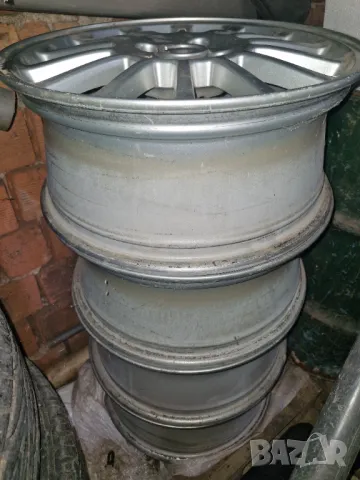 Продавам джанти 17 цола, снимка 6 - Гуми и джанти - 47988205