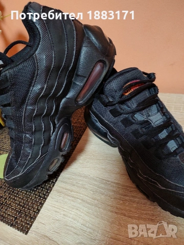 Детски маратонки на Найк , снимка 4 - Детски маратонки - 53364135